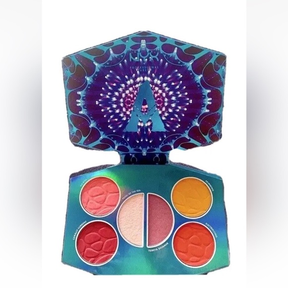 Nyx X Avatar the Way of Water Pandoran Paradise Highlighter & Blush Palette New - Picture 2 of 4